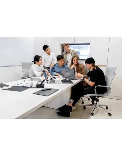 How Strong Leadership Turns a Small Ecommerce Team Into a Scalable Operation